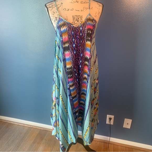 Shoreline Dresses & Skirts - 🏈 6/$20 shoreline Aztec summer dress